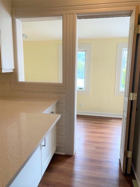 1943 McAllister Street - Photo 3 of 17