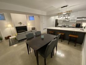 Spadina Ave. & Bloor St W #2 - Photo 1 of 1