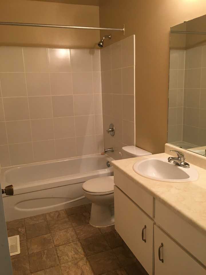 70 Michener Dr, Regina, SK S4V 0L7, CAN 2 unit Rentals Zumper