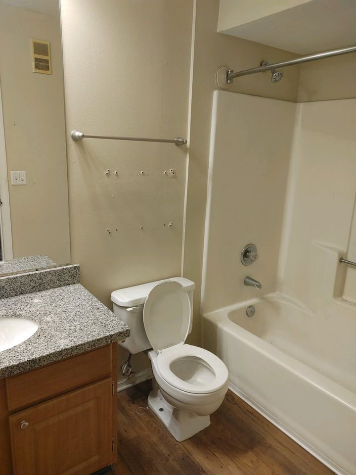 3080 Quayside Court - Photo 3 of 4