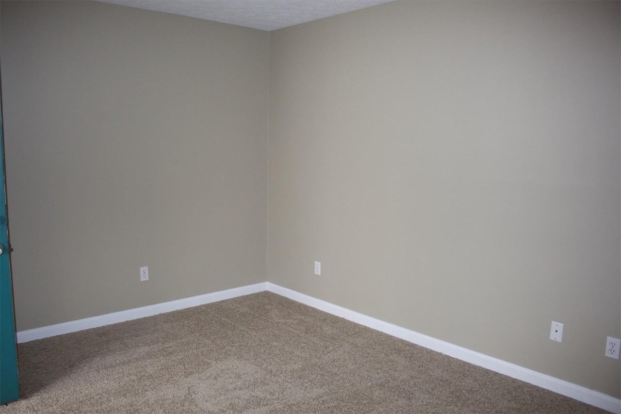 2469 3rd Avenue #102 - Photo 4 of 13