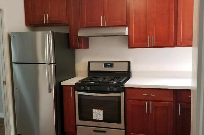 1534 10th Avenue ##4 - Photo 2 of 19