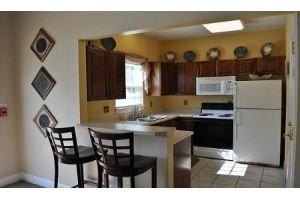 WoodsEdge Apartments - Photo 3 of 17