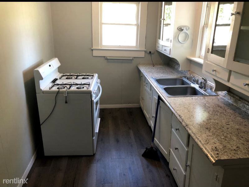 309 E Nelson St - Photo 3 of 14