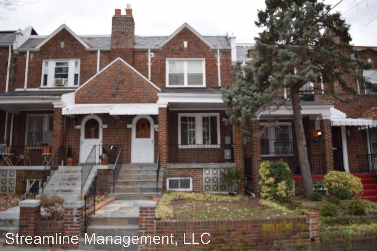 104 Longfellow St Nw Nw, Washington, DC 20011 3 Bedroom House for
