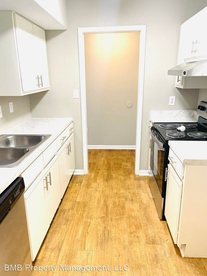 3612 Castle Ridge Rd - Photo 2 of 10