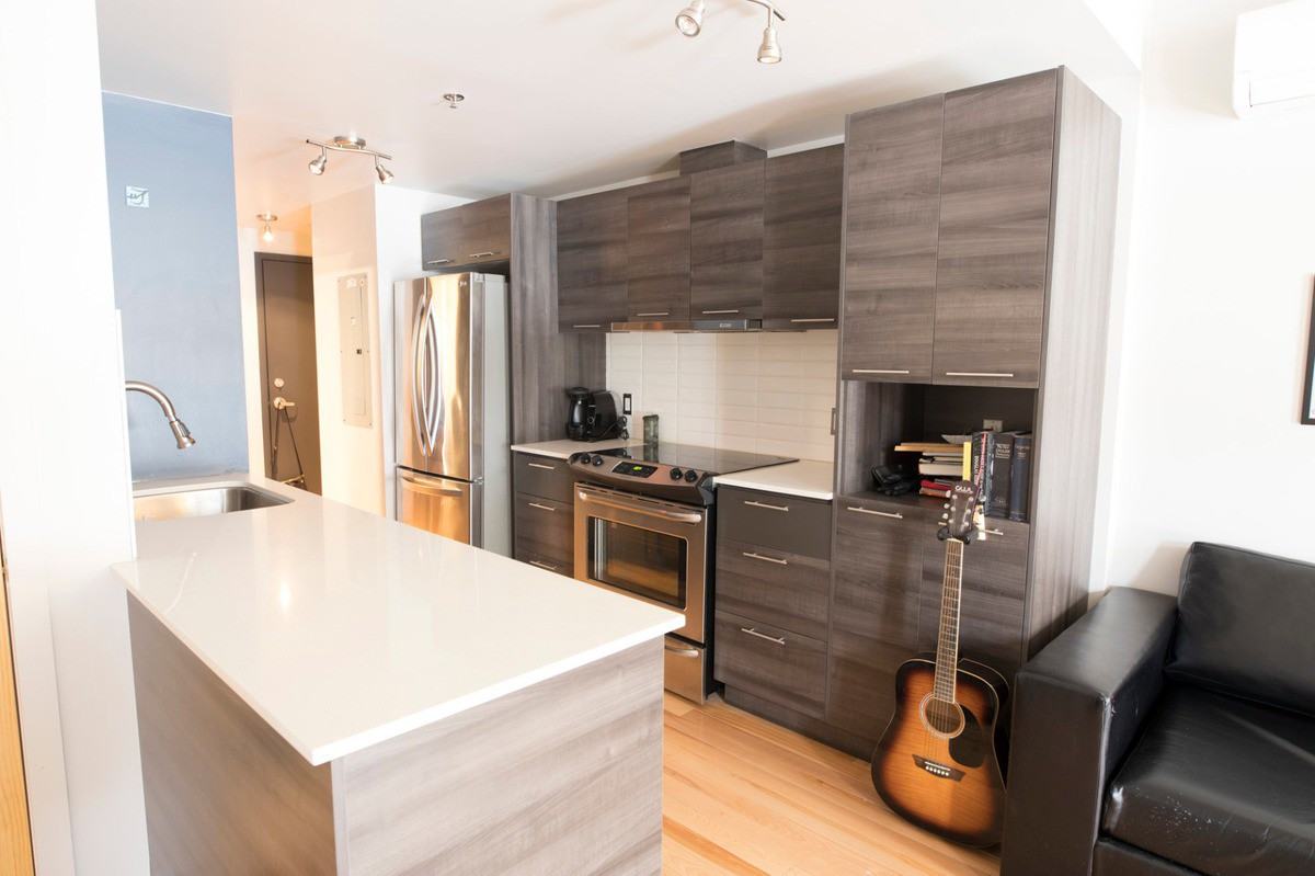 4260 Rue De Rouen - Photo 3 of 16