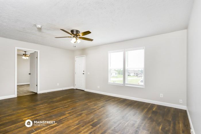 109 Rivers Edge Dr - Photo 3 of 16