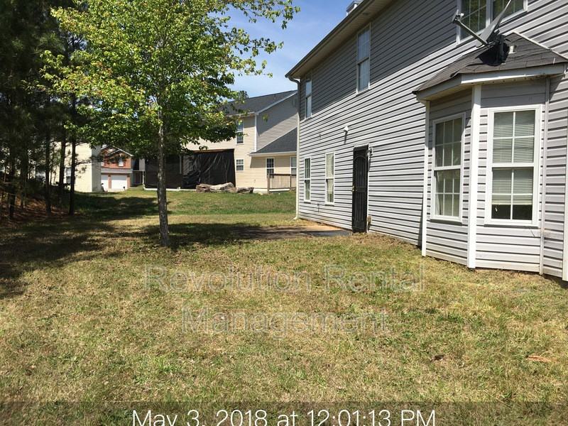 2489 Tolliver Dr - Photo 3 of 16