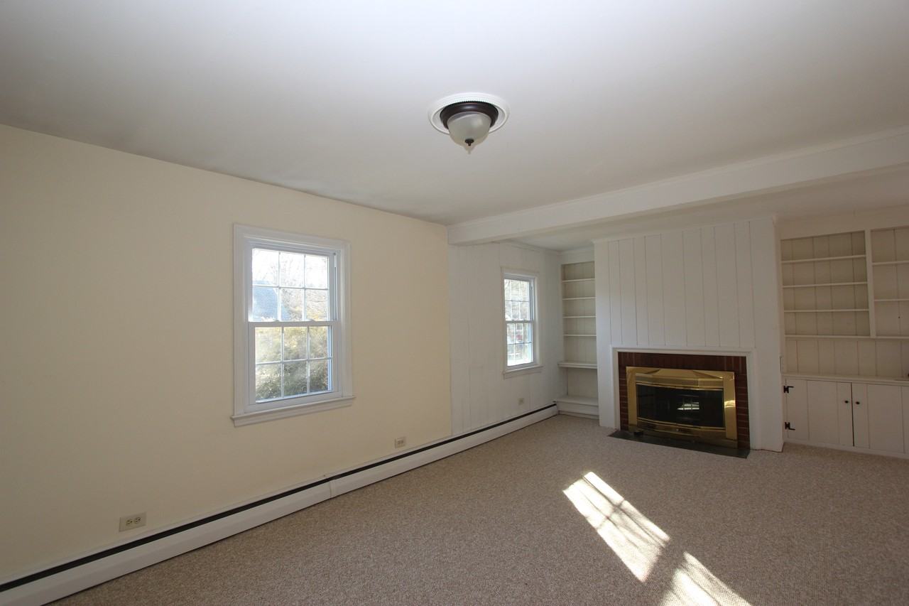 18 Vani Ct - Photo 2 of 28