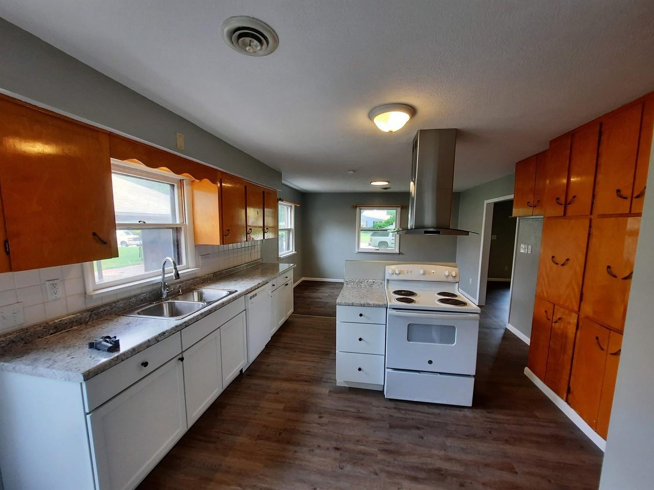 205 Broadway St #1 - Photo 2 of 18
