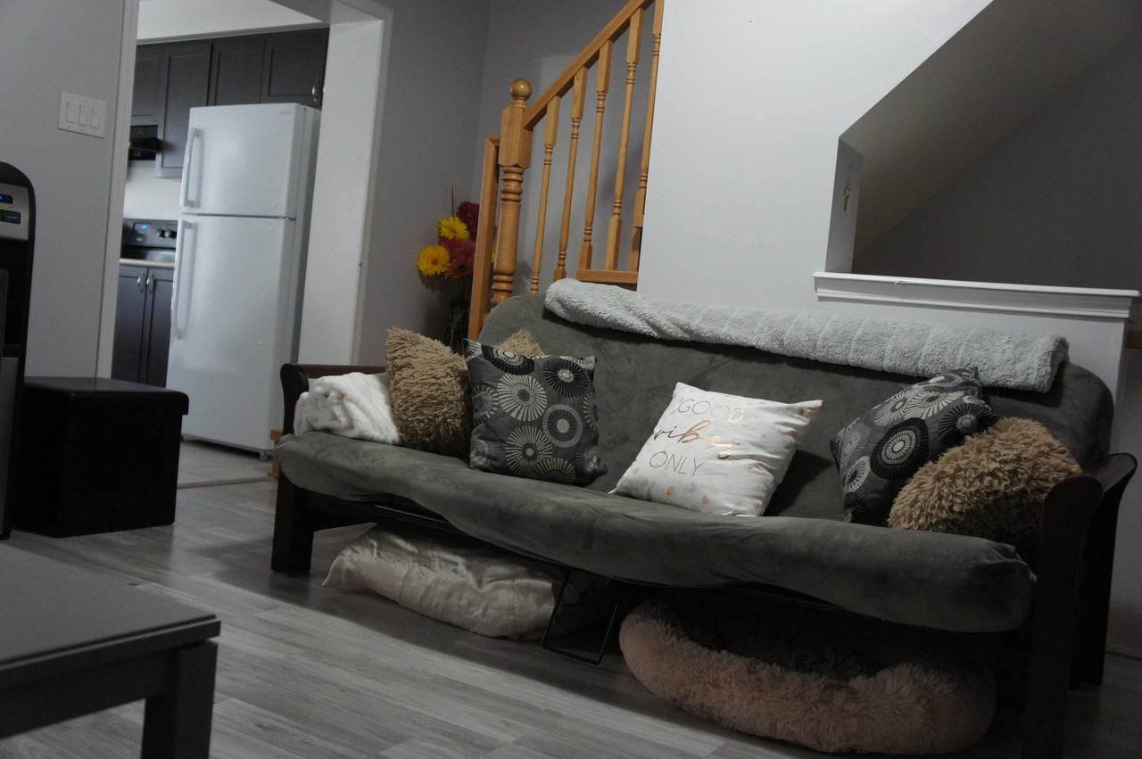 632 Attenborough Terrace - Photo 2 of 11