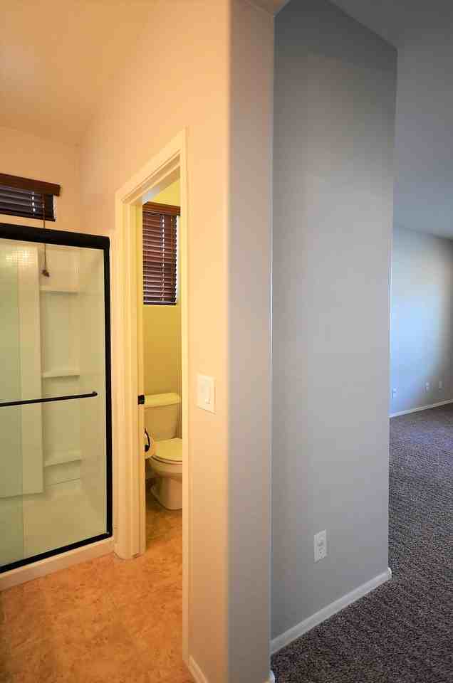 3242 E Rochelle St #1 - Photo 7 of 28
