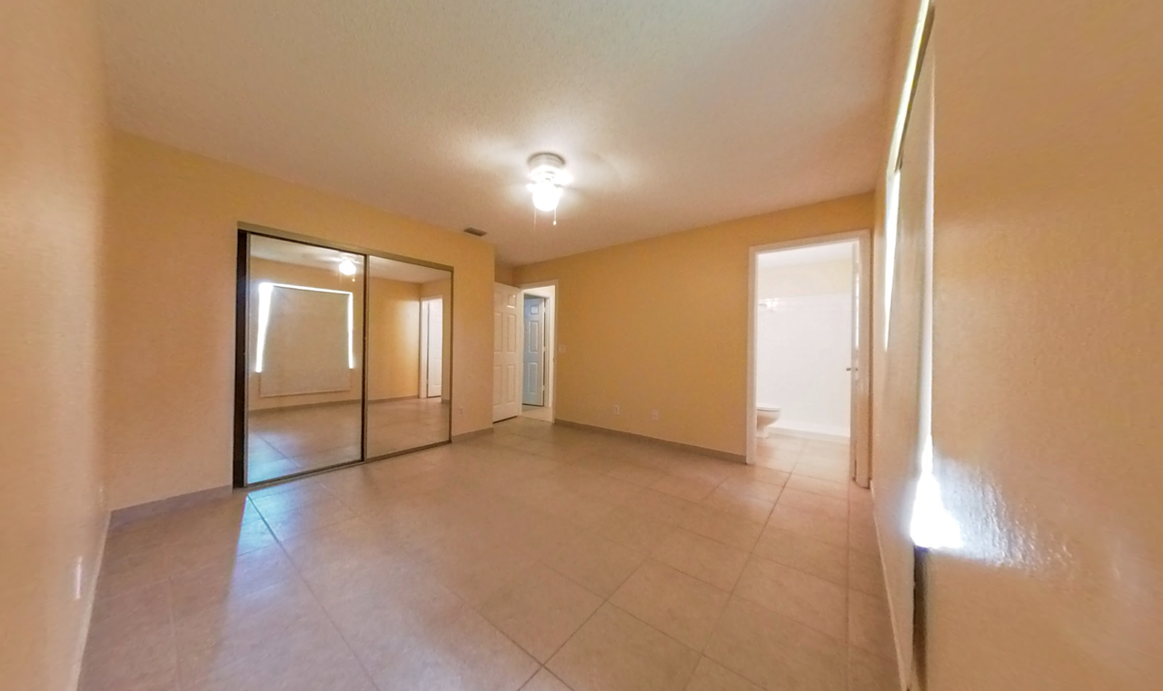 1858 Sw Davis St #1 - Photo 2 of 21