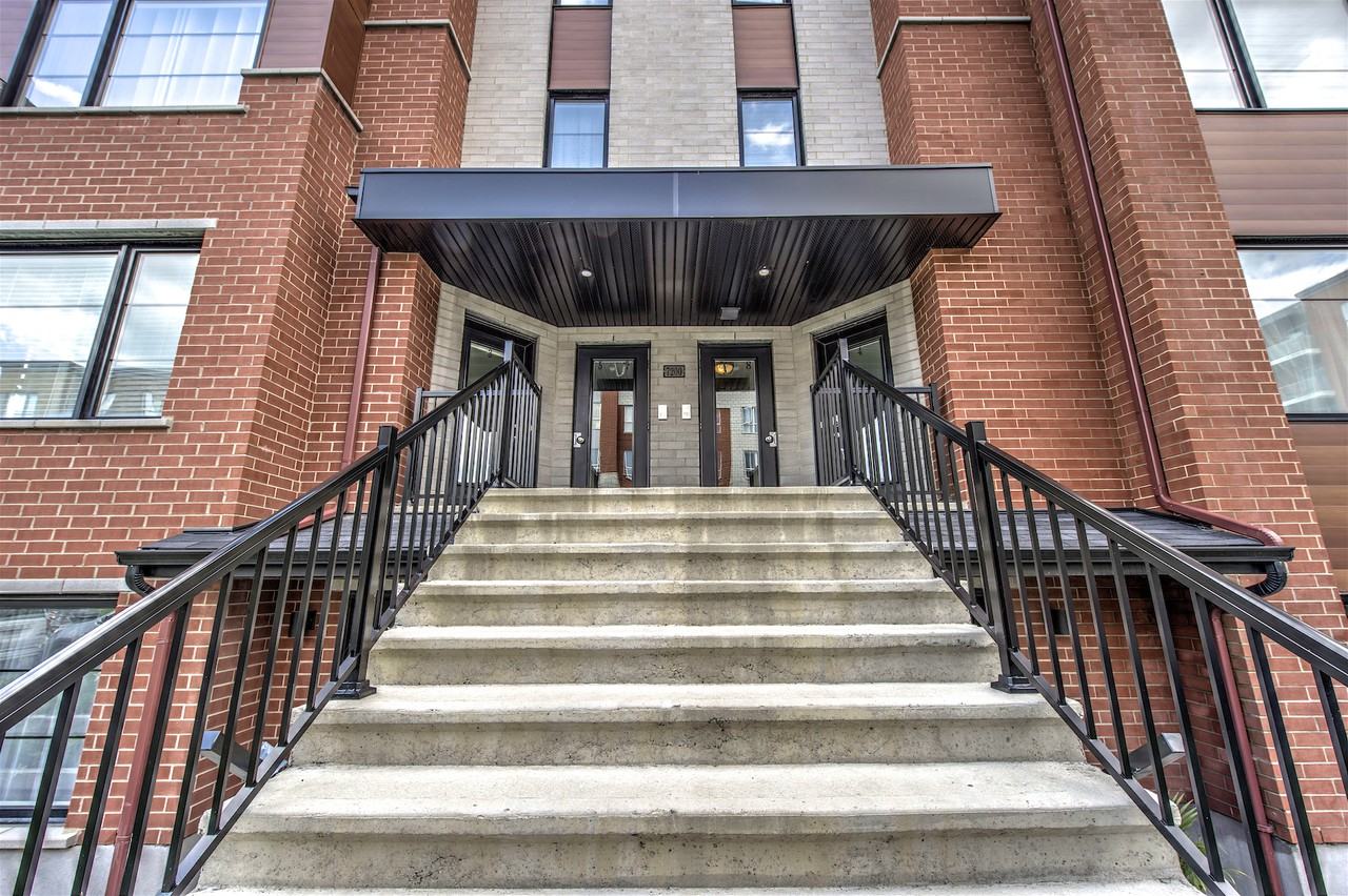 7000 Rue De Lunan #1 - Photo 2 of 17