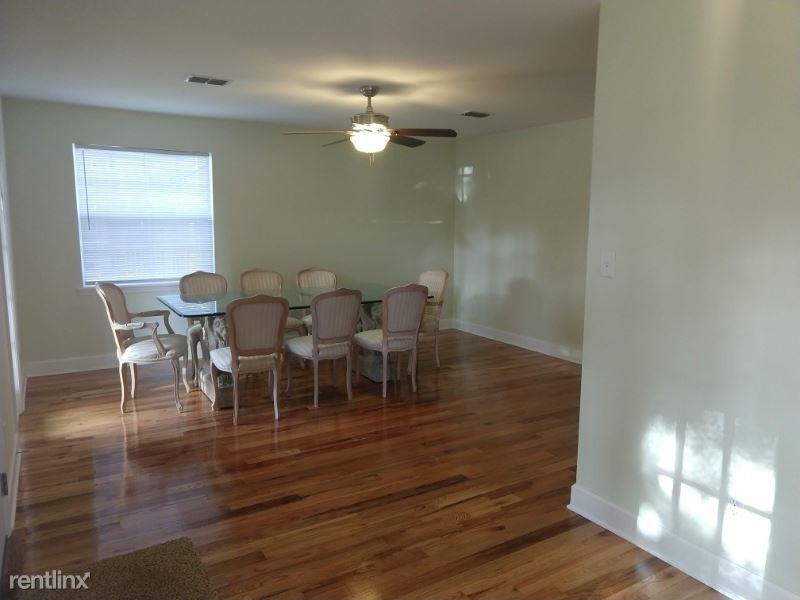 1224 Stearns St - Photo 2 of 11