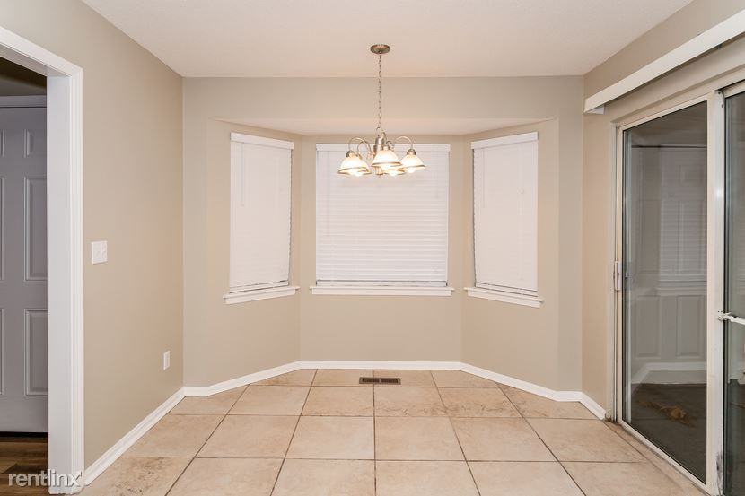 904 August Dr - Photo 2 of 13