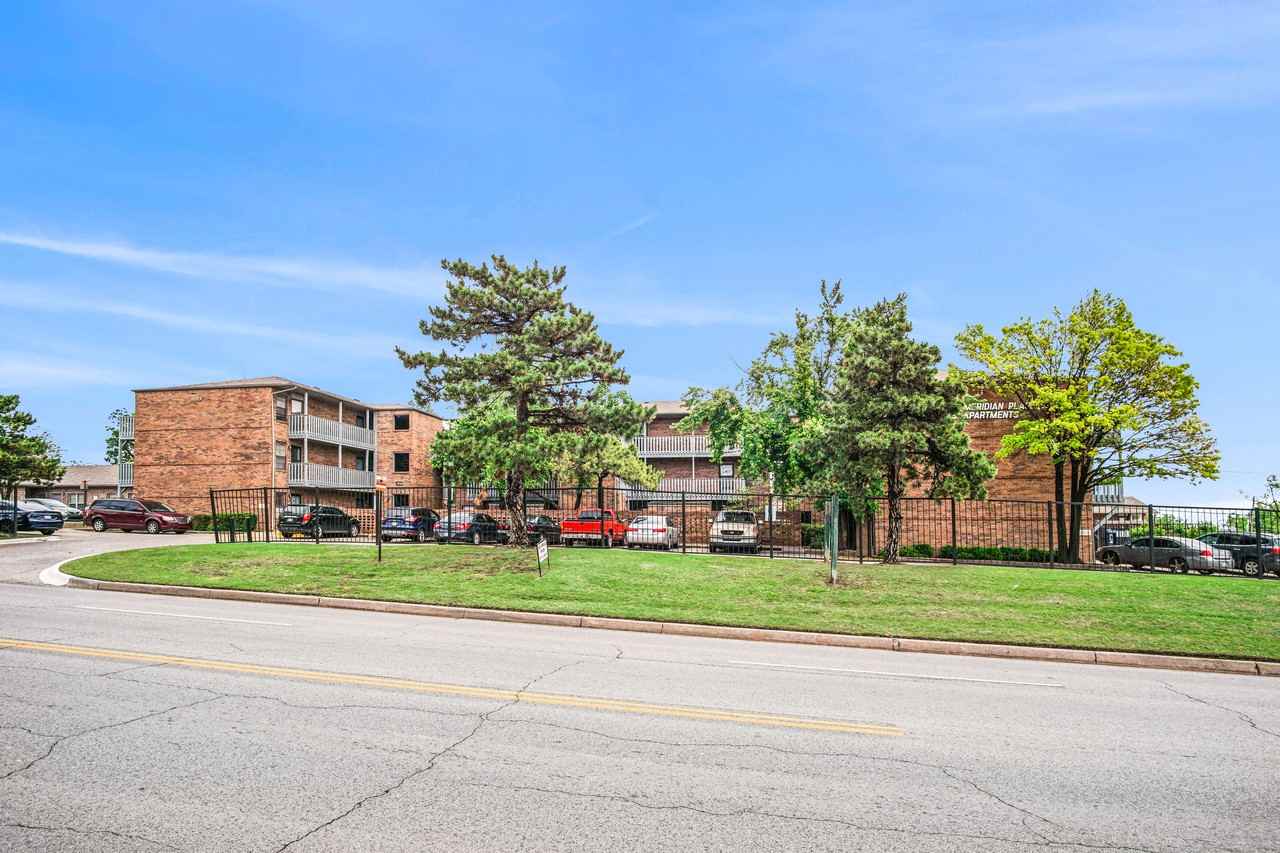 Meridian Place Apartments 800 N Meridian Ave, Oklahoma City, OK 73107