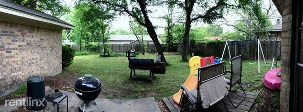 3208 Wildlife Cir - Photo 2 of 12