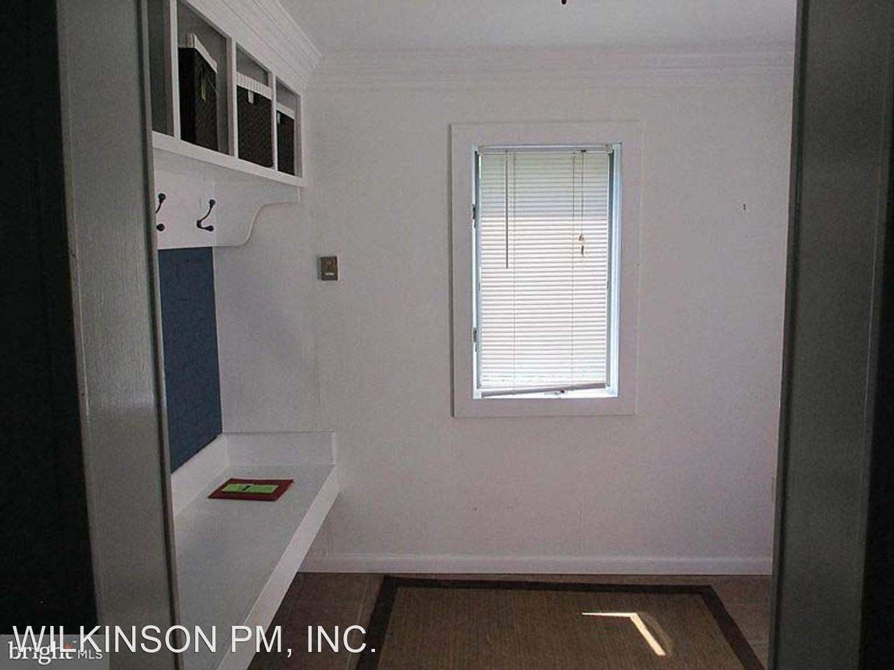 515 S Wakefield St - Photo 2 of 18