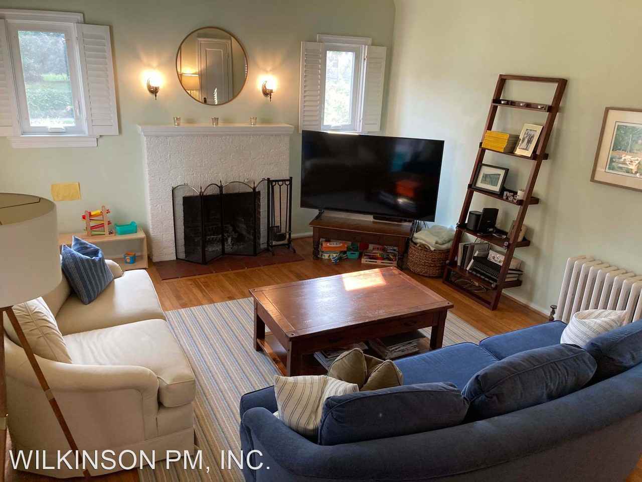 515 S Wakefield St - Photo 3 of 18