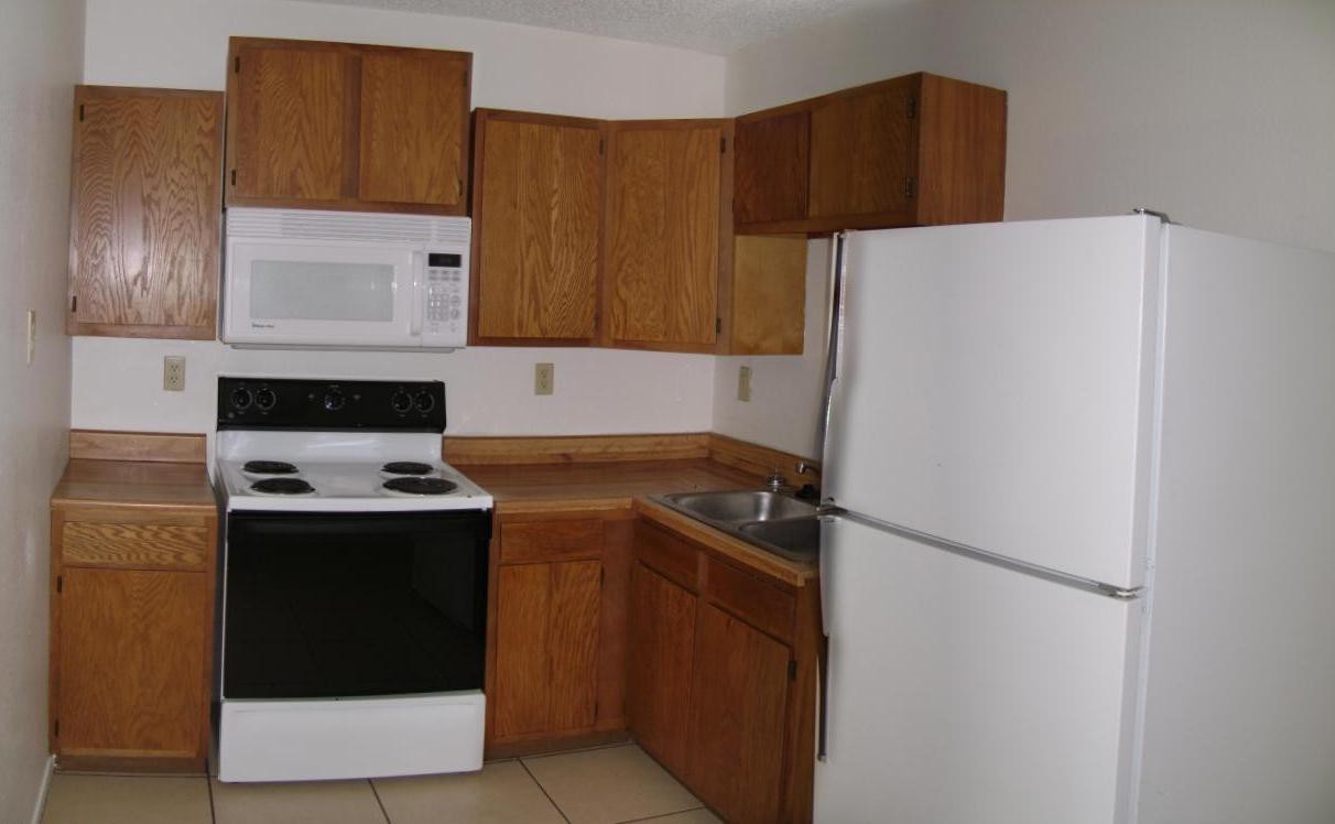 1301 Franz Dr - Photo 3 of 7