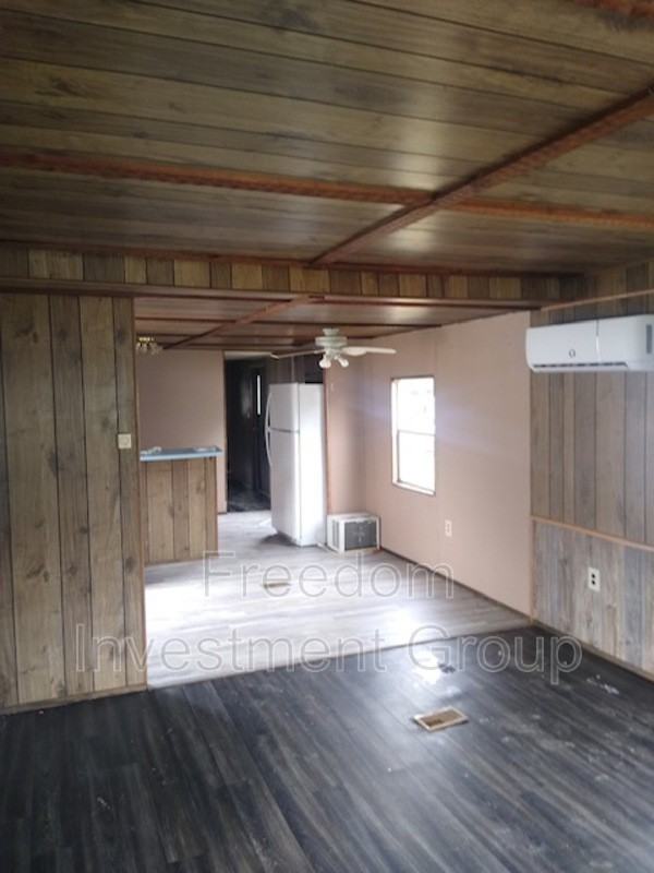 3195 3195 Morgan County Highway - 23 - Photo 3 of 4