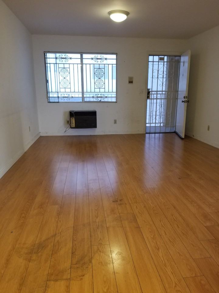 Figueroa Terrace - Photo 3 of 6