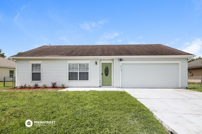 807 Savona Pl