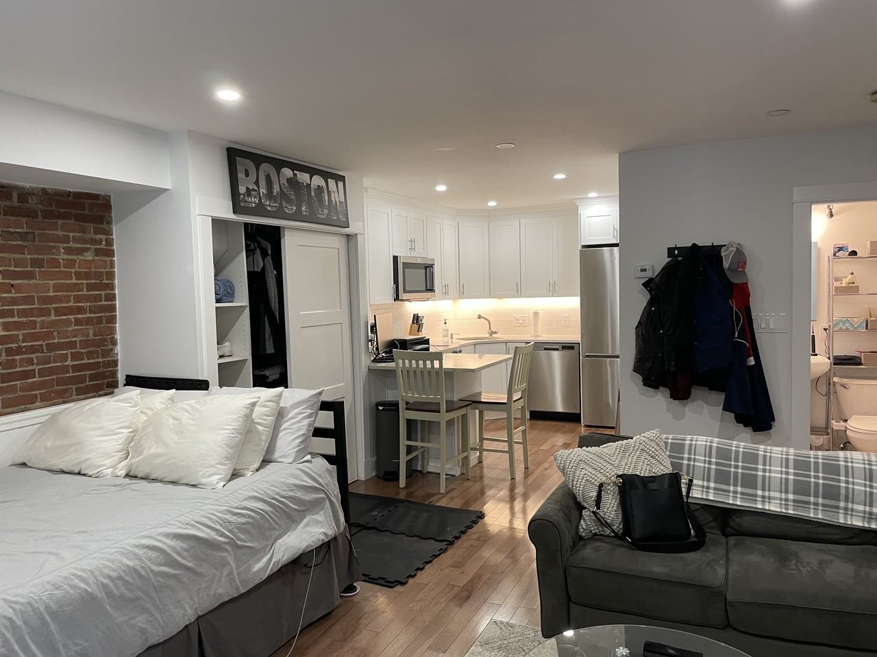 144 Commonwealth Avenue #9 - Photo 6 of 13