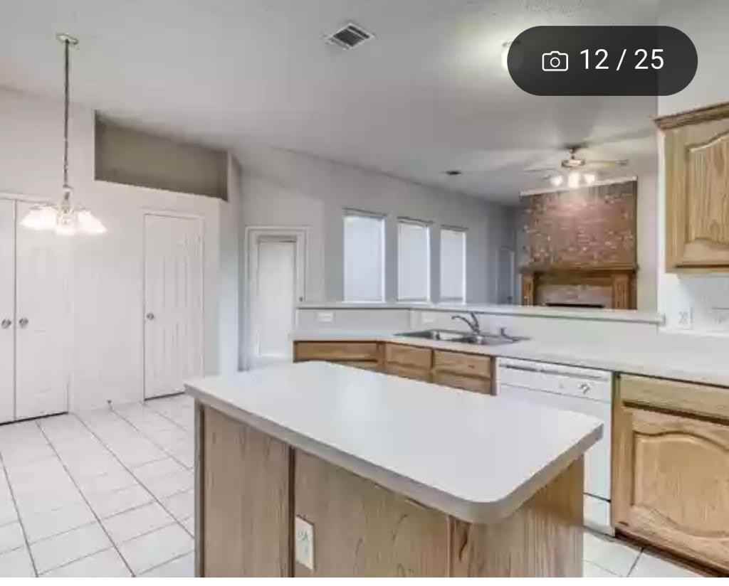 1514 Pine Bluff Dr - Photo 3 of 5