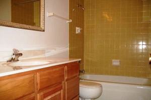 River Garden Apartments - Photo 2 of 16