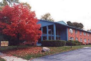 River Garden Apartments - Photo 3 of 16