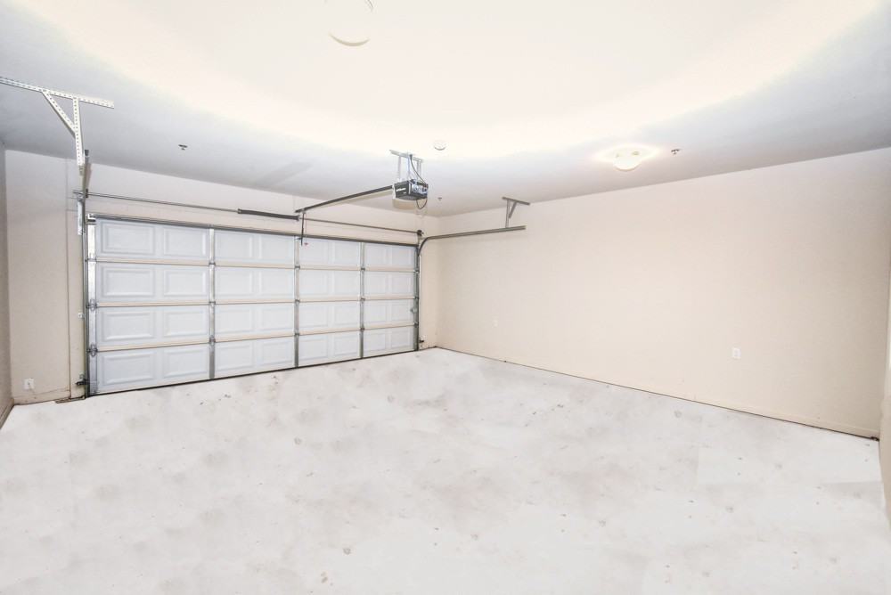 Bishop Courts Townhomes - Photo 7 of 14