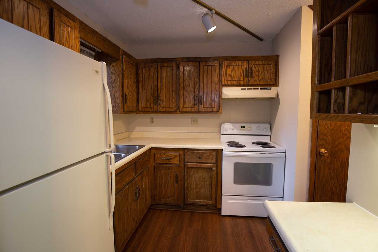 2205 7th Ave #2205 - Photo 4 of 20