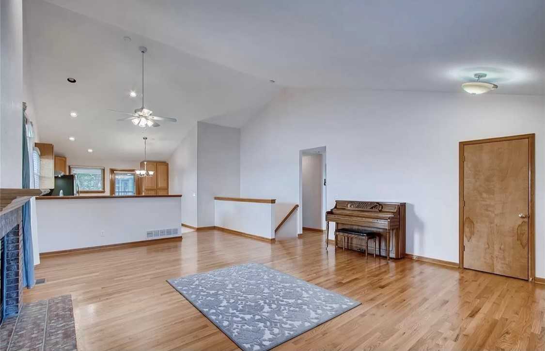 2534 E 125th Way #1 - Photo 5 of 23