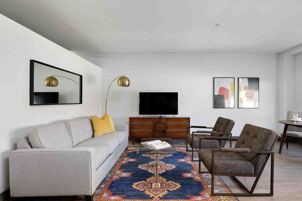 1125 Grand Blvd - Photo 2 of 11