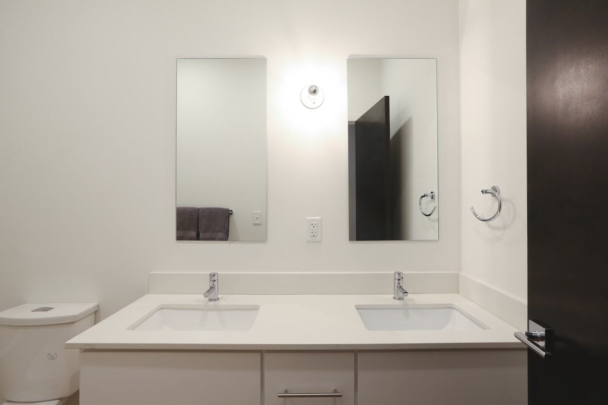 1108 E 30th St - Photo 7 of 13