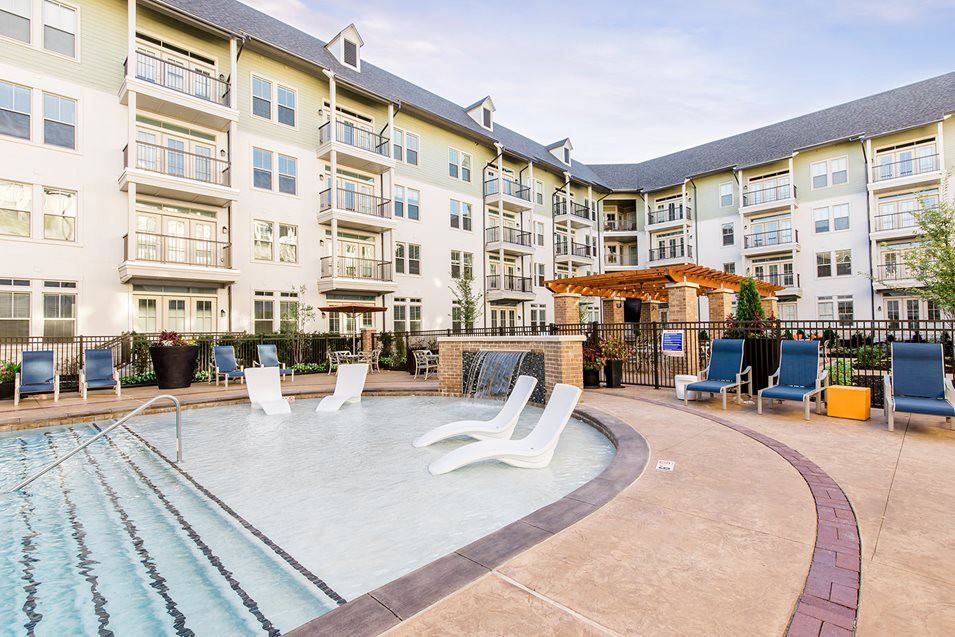 4851 Meadowbrook Pkwy - Photo 2 of 29