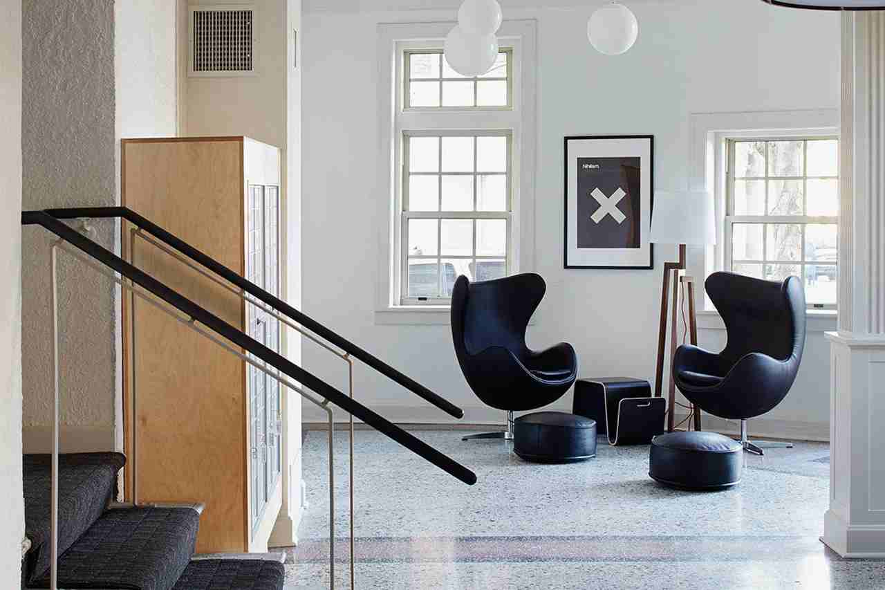 601 E Armour Blvd - Photo 6 of 10