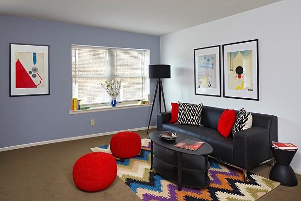 811 E Armour Blvd - Photo 2 of 6