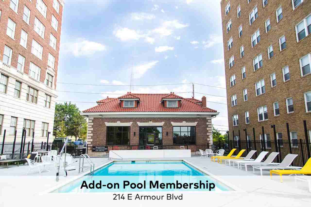 811 E Armour Blvd - Photo 6 of 6
