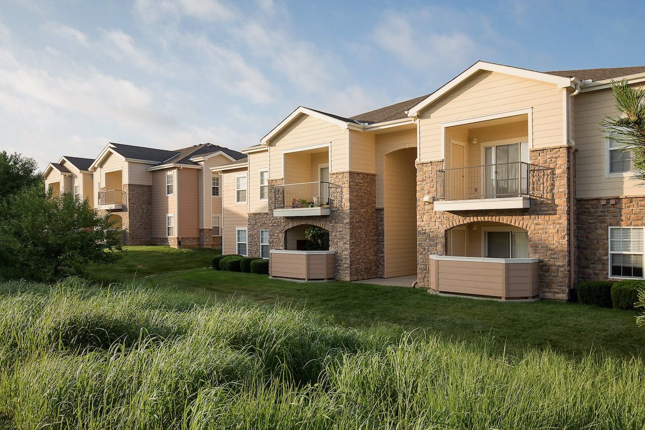 10020 W 80th St - Photo 5 of 33