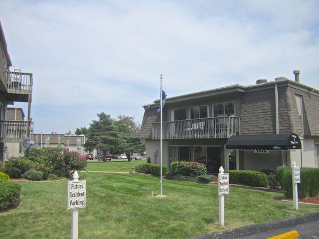 7819 Carter Dr - Photo 2 of 12