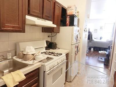 808 Classon Ave 2A - Photo 3 of 3