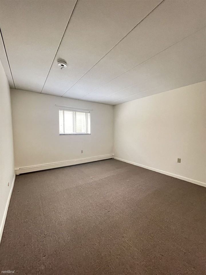 763 Main St - Photo 2 of 9