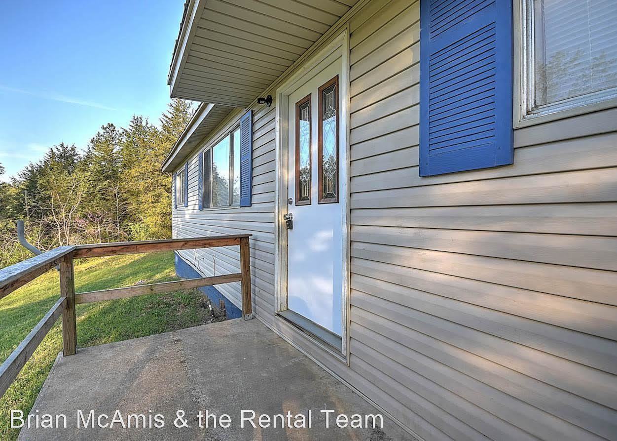 2400 Westwood Rd - Photo 2 of 32