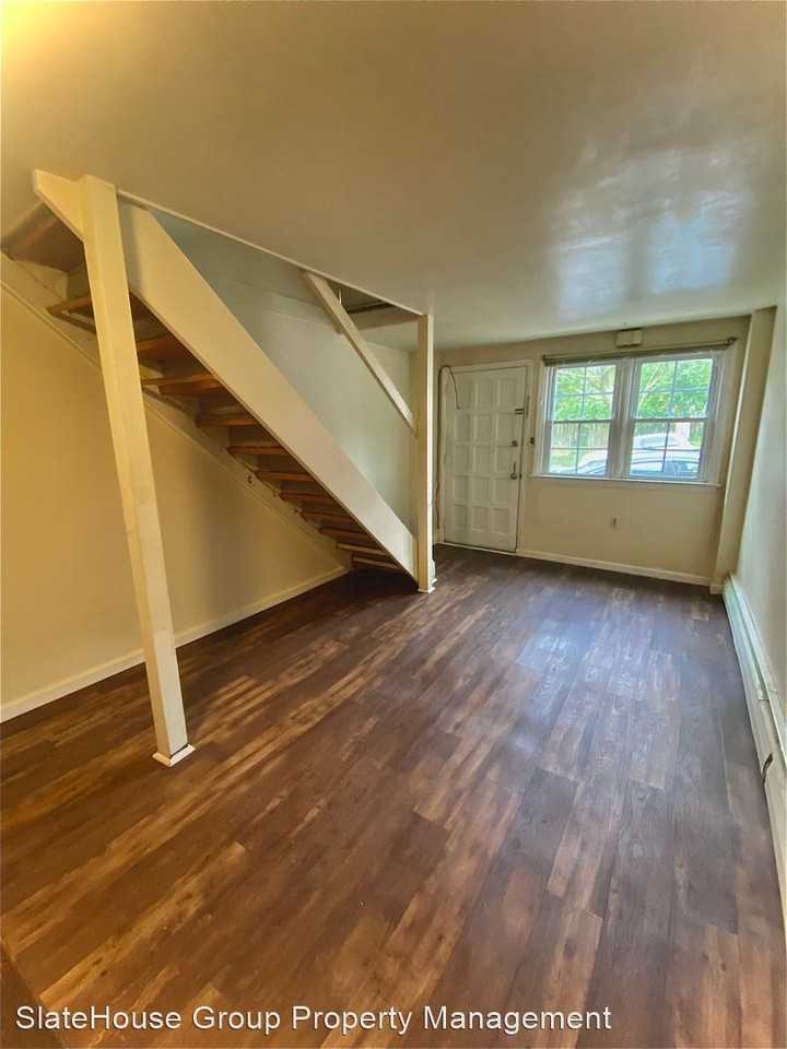 545-575 E Orange St - Photo 3 of 11