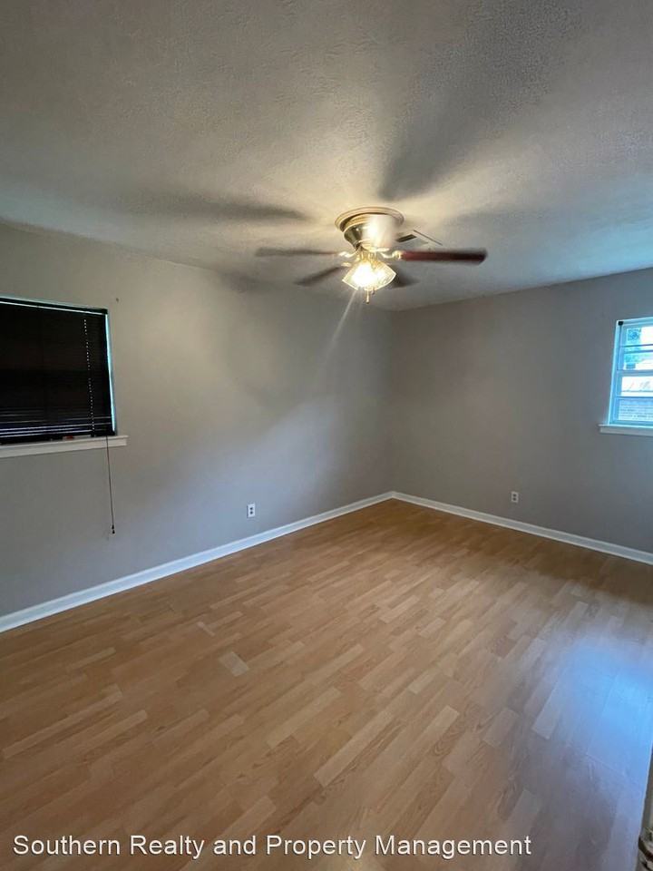 208 208 Magnolia Drive in Prattville - Photo 2 of 3