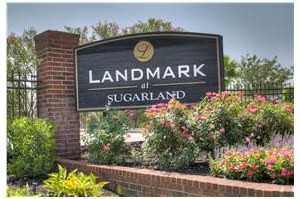 Landmark at Sugarland - Photo 3 of 14